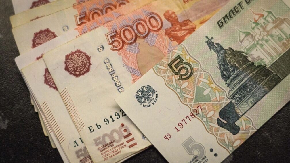    Опустится ли ставка ЦБ ниже 15,5%?   1MI