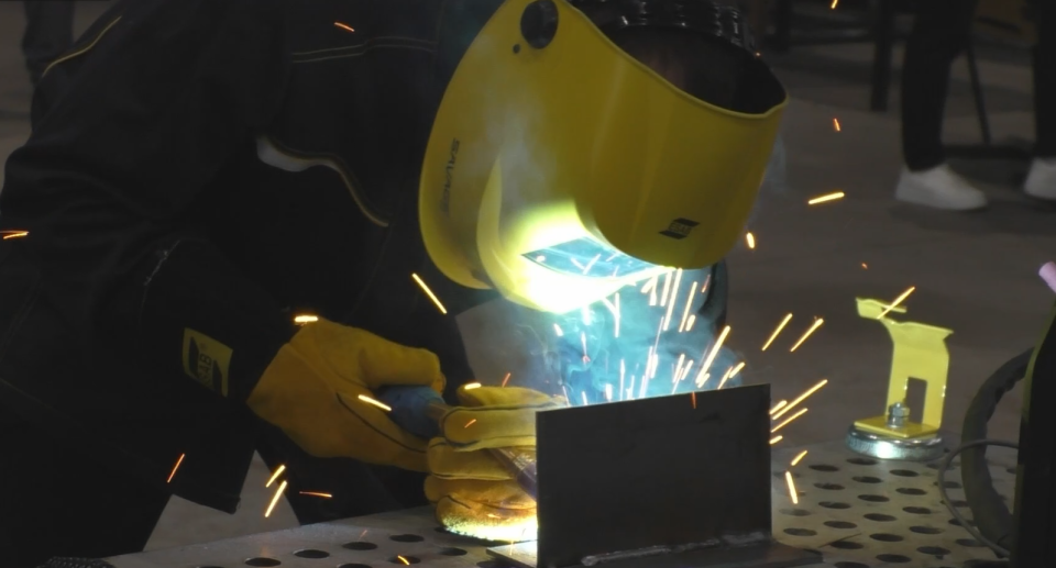    Сварщик. Источник: Толк