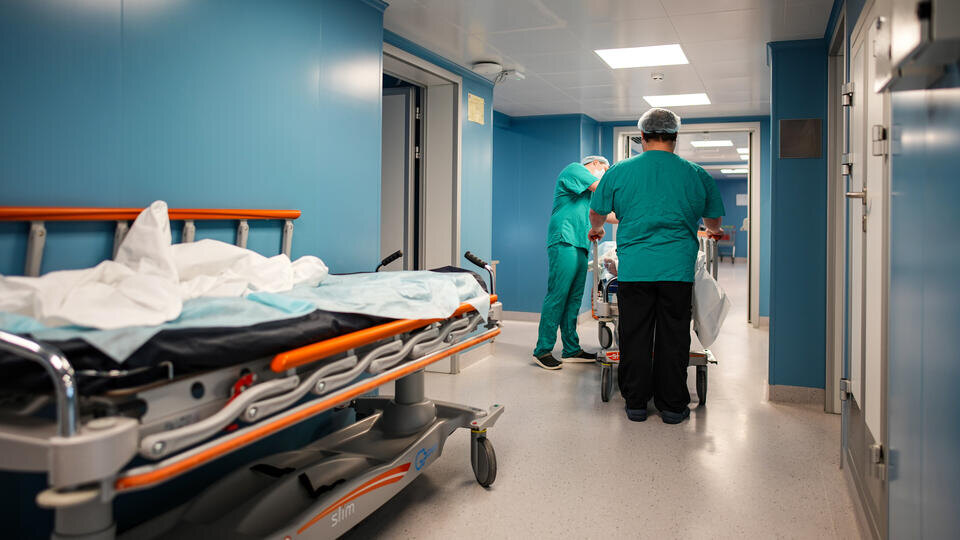     Девочка и мужчина пострадали при падении наледи в двух городах Подмосковья ИЗВЕСТИЯ/Сергей Лантюхов