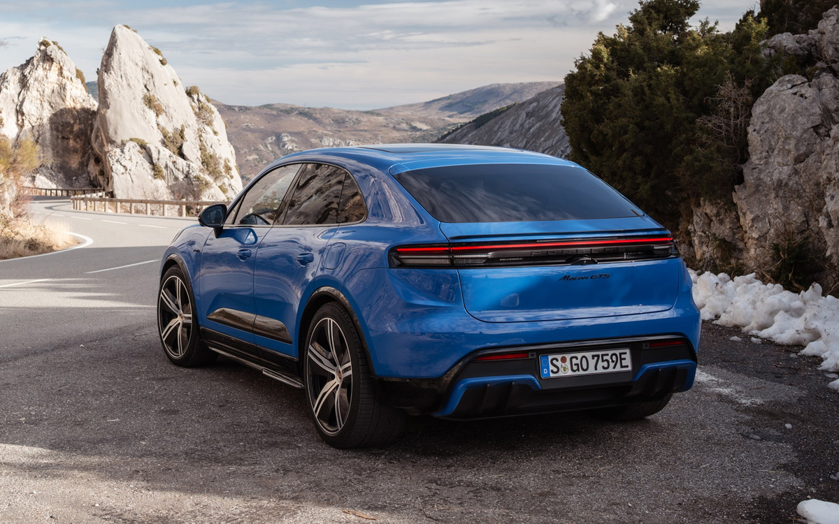 Porsche📷Porsche Macan GTS Electric