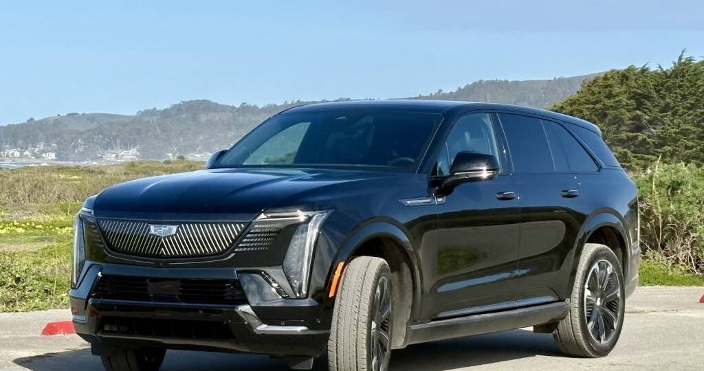 Cadillac Escalade IQ 2025: Четыре тонны на батарейках за 20 миллионов