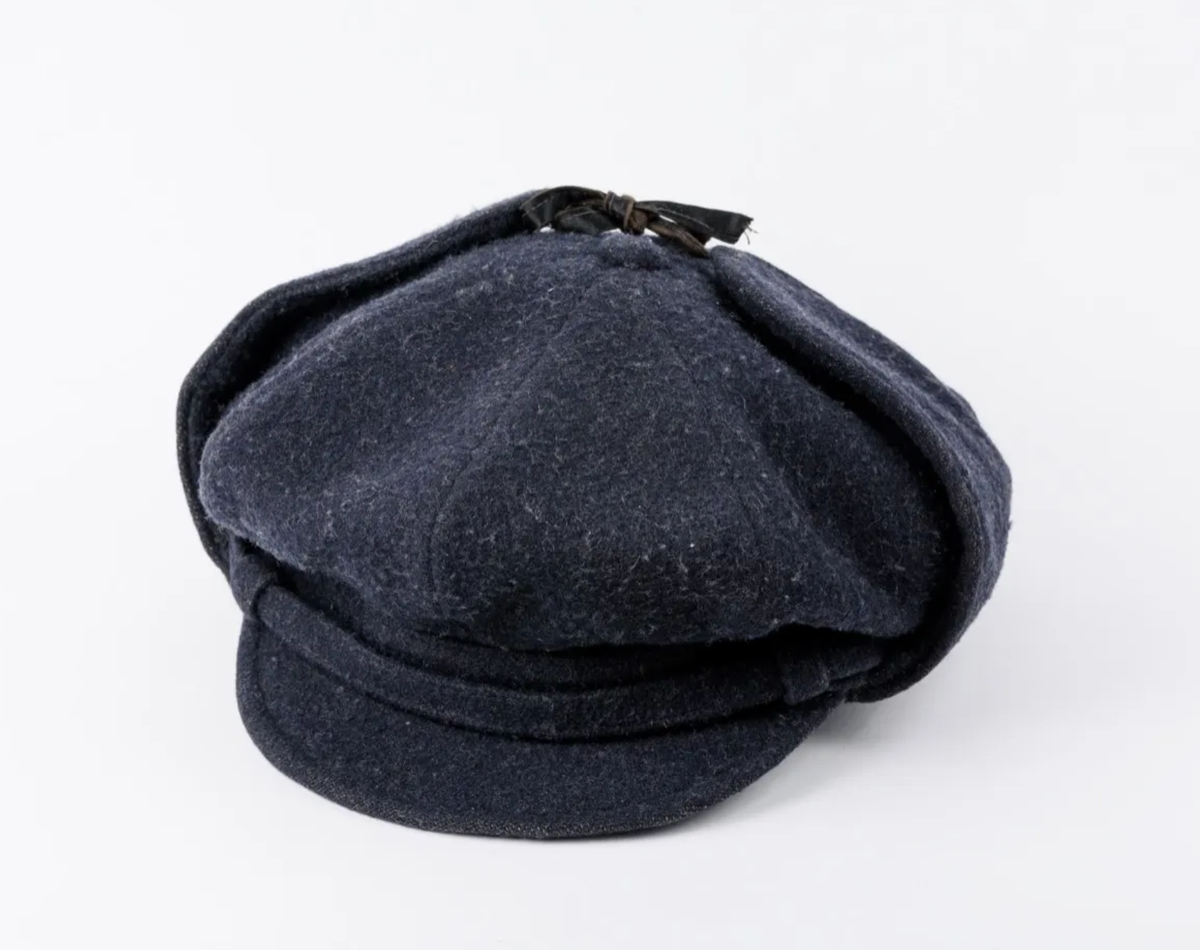 Кепка В. И. Ленина. Сукно