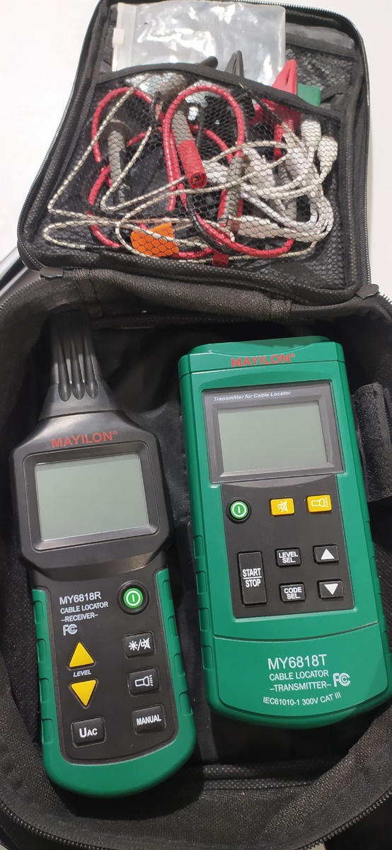 Используемый кабель трекер. Есть аналогии попроще, подешевле.