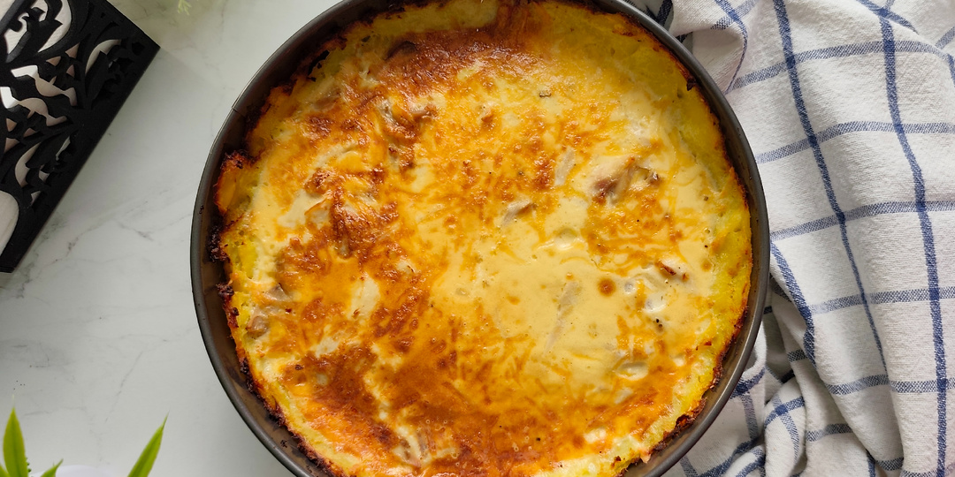 Киш с курицей и сыром на картофельной основе – вкусный пирог без муки.