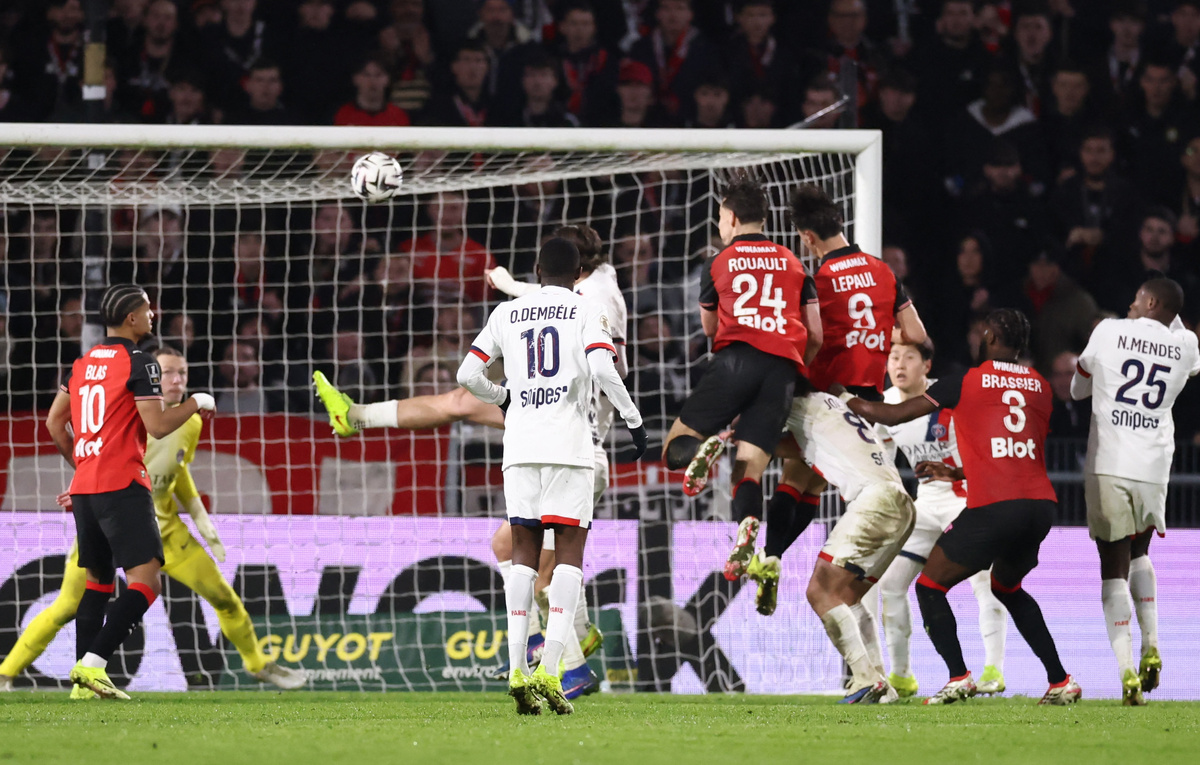 REUTERS/Stephane Mahe