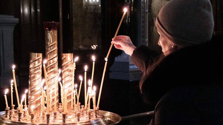 Сильные молитвы на Сретение Господне – 2026 — полные тексты