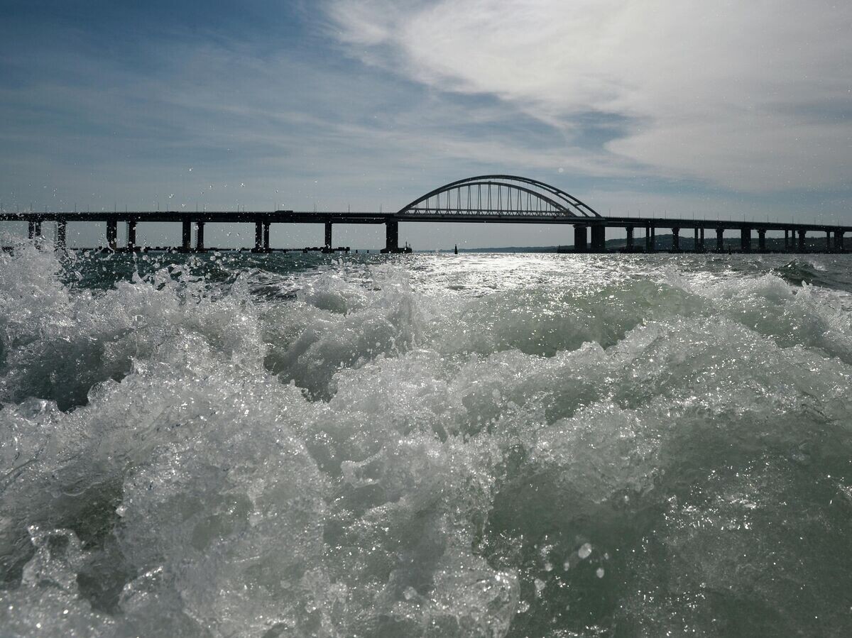    Крымский мост через Керченский пролив | © РИА Новости