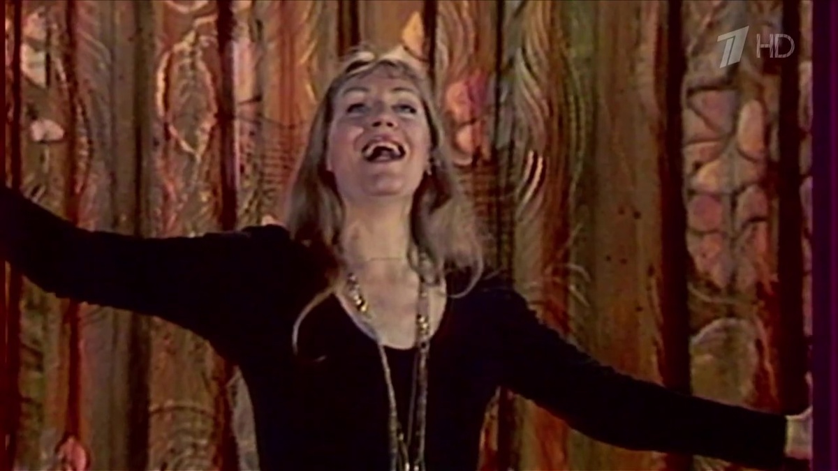 Кадр из документального фильма к 90-летию со дня рождения Анны Герман «Дом любви и солнца»