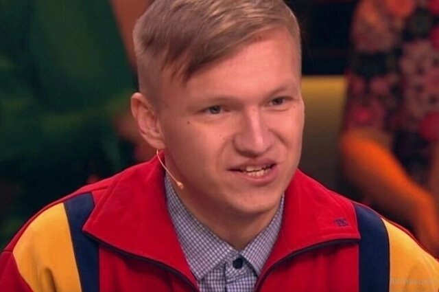    Олимпийку для выступления Никите дал дядя. Раритетную, из прошлого века. Вписалась идеально. Фото: Из личного архивa/ Никита Шкурко