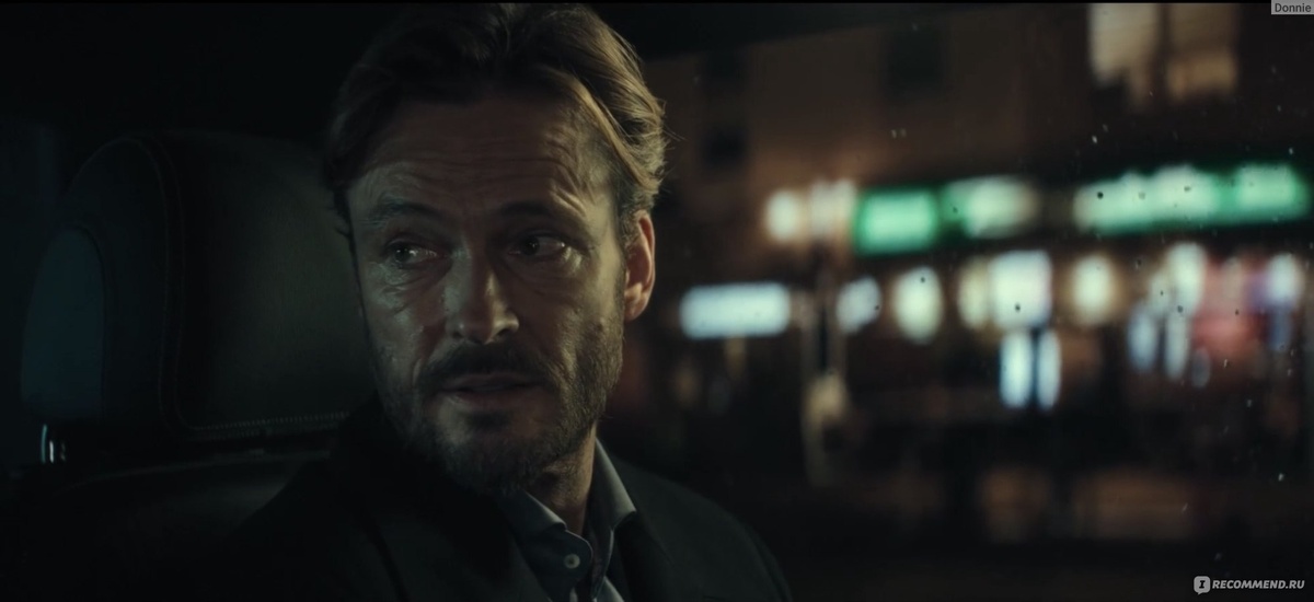 Узнаёте этого парня? У него тоже есть семья, кстати!