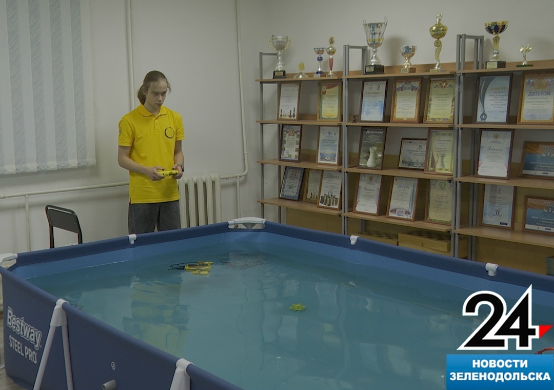 Макару Пуганову нравится возможность осваивать новые навыки, а работа с техникой ему интересна с детства