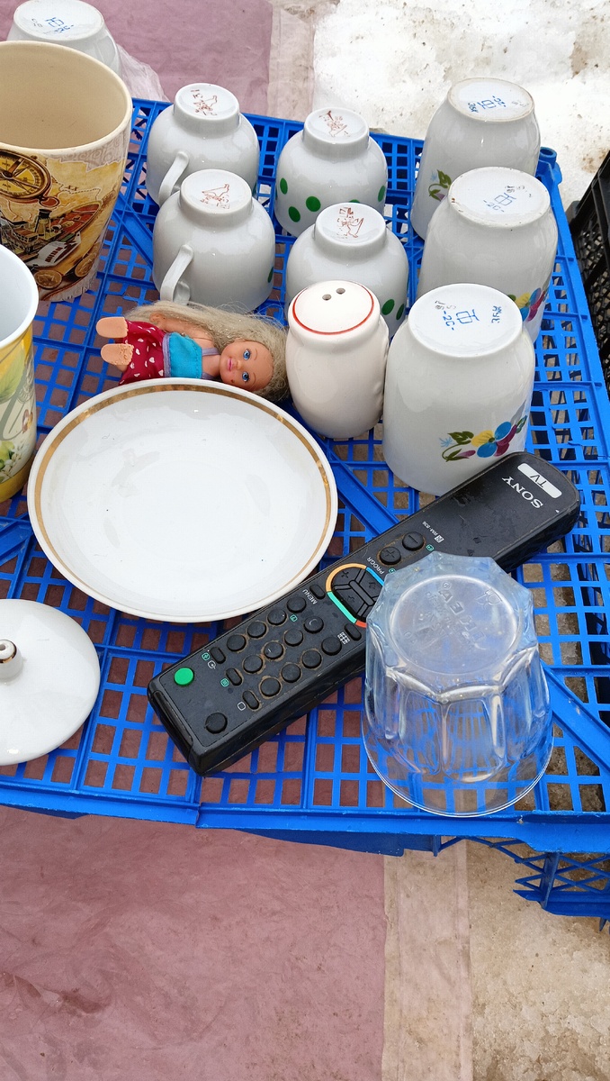 Барахолка радует ли? Фото автора 