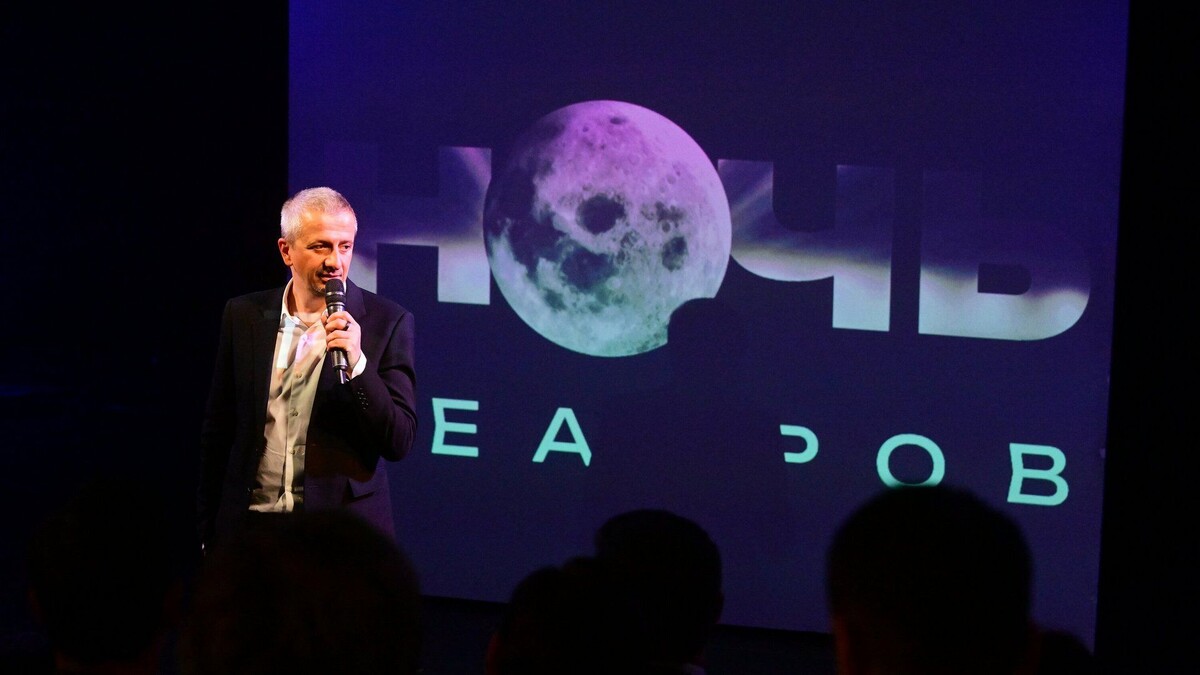    Константин Богомолов на открытии «Ночи Театров» в Театре Гоголя   Киселев Сергей / Агентство «Москва»