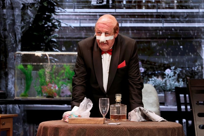 Актер Михаил Ефремов вернулся на театральную сцену