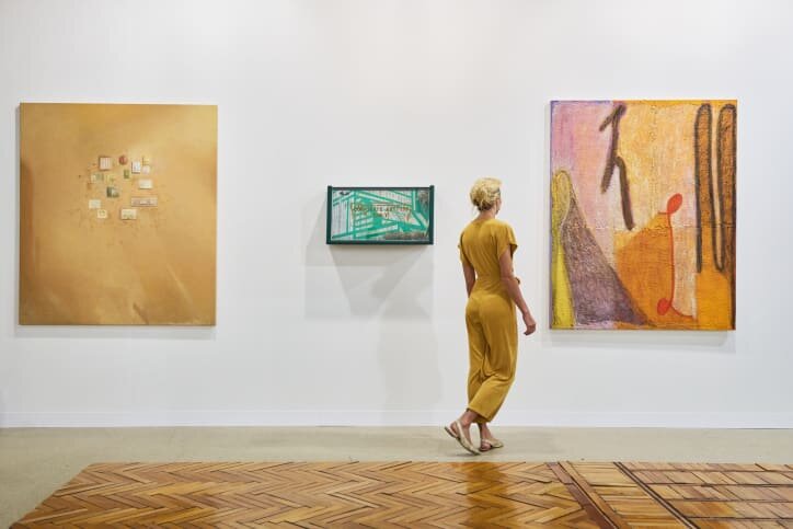 Фрагмент стенда  Эмануэлы Камполи на выставке Art Basel в Базеле. 2025.
