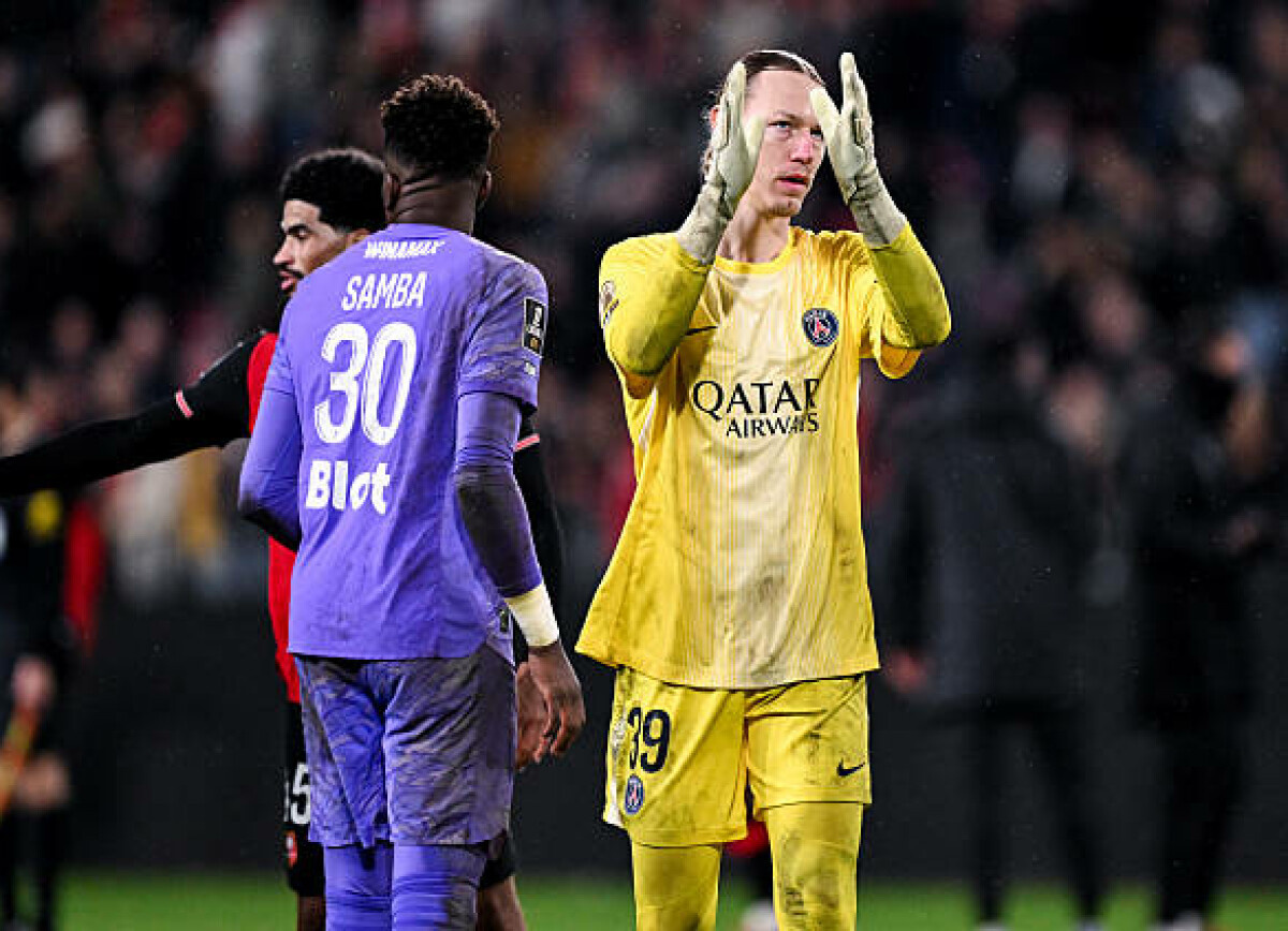     Во Франции отреагировали на игру Сафонова в матче с «Ренном»