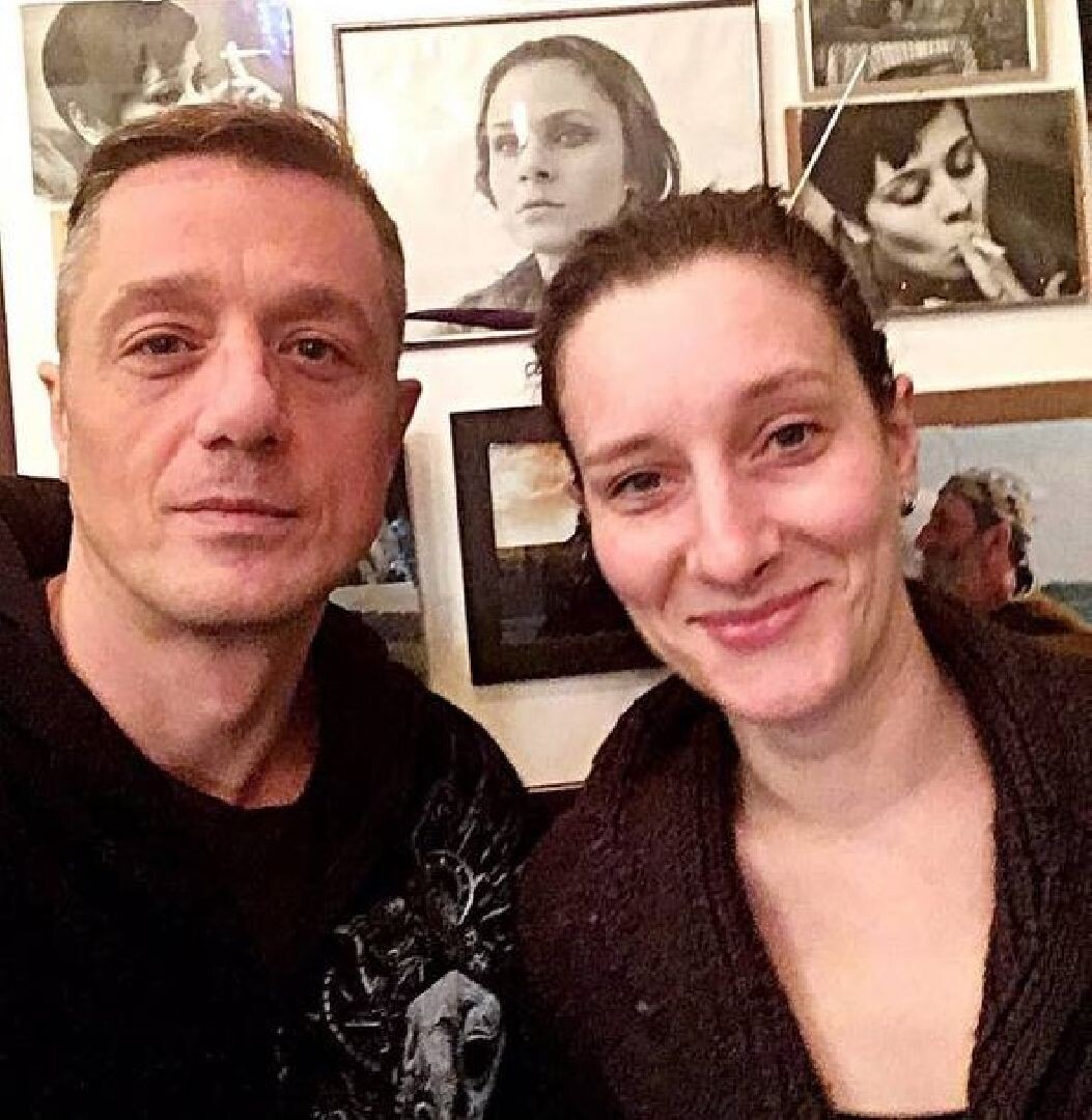 Алексей Макаров с сестрой (Фото: Instagram* @makarov_alexey_)📷
