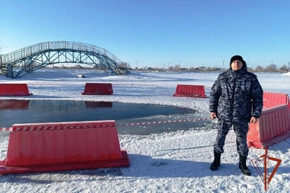    Старший сержант полиции Дмитрий Вильгаук. Источник: 22.rosguard.gov.ru