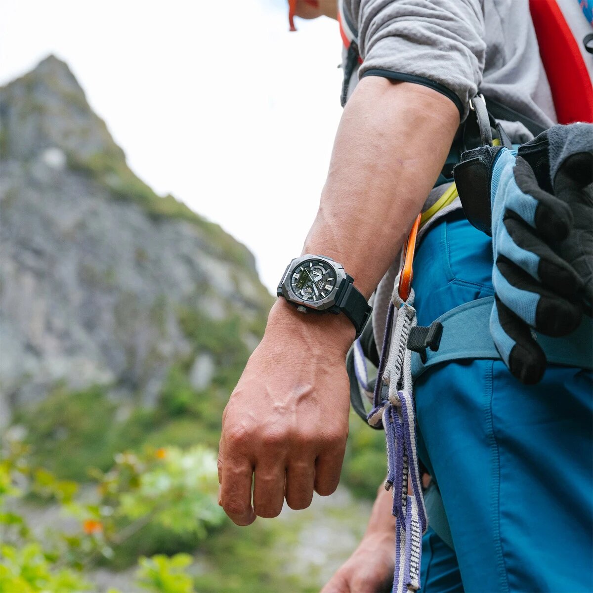 Обладатель Pro Trek PRW-B1000-1E берет в поход высокотехнологичный, надежный прибор