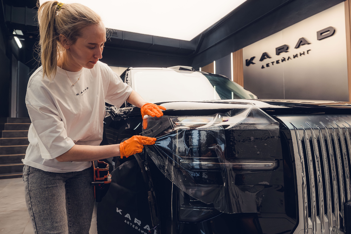 Процесс оклейки в KARAD Детейлинг