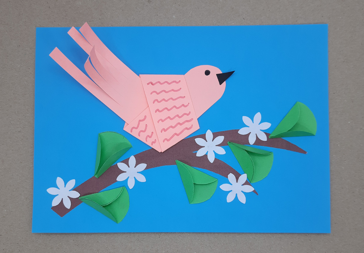 Поделка из полоски бумаги: птичка на ветке за 10 минут