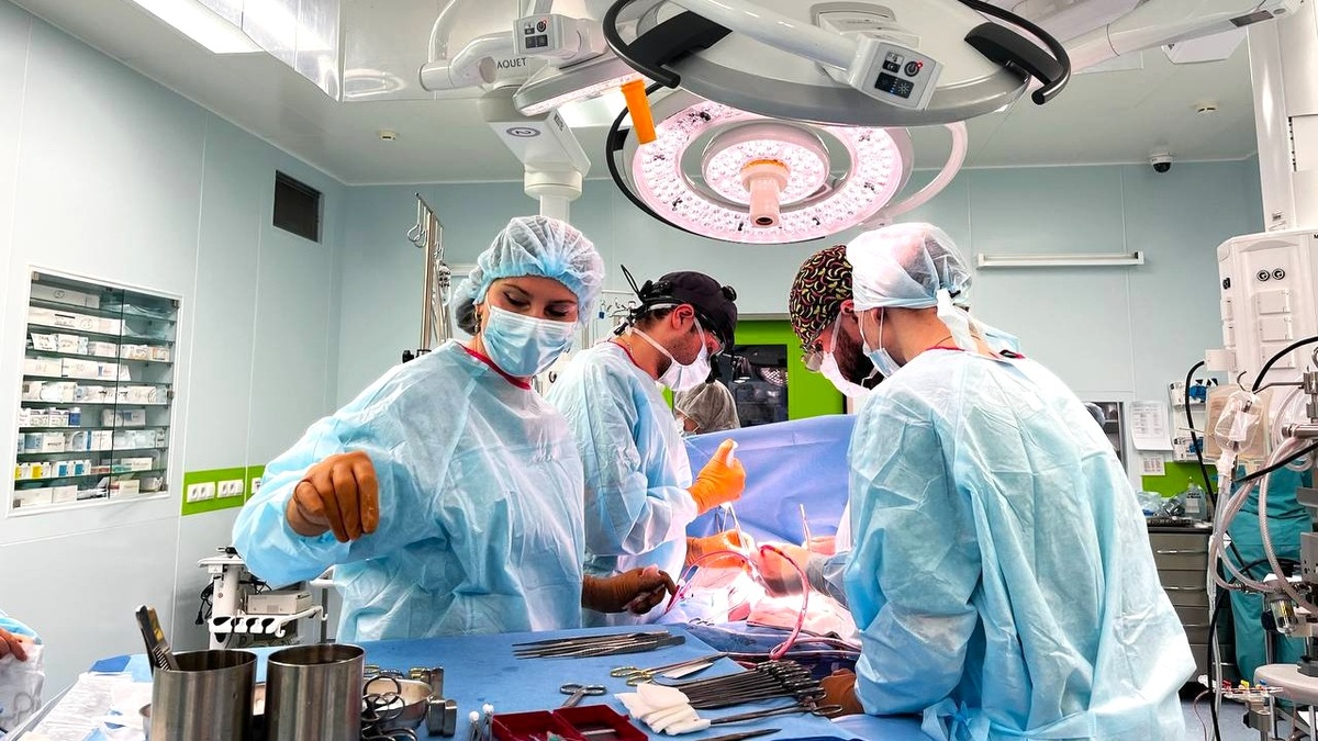    Кардиохирурги Югры установили в сердце подростка клапан «на вырост»