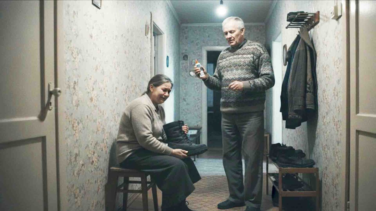 Те самые «финские сапоги», которые берегли три года, а они рассыпались в руках. Горький урок: вещи не умеют ждать вечно.