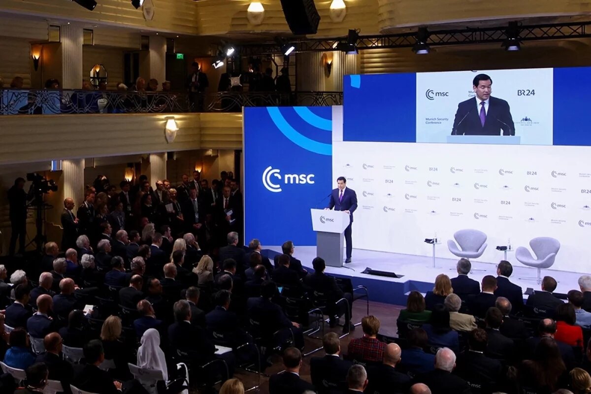    Госсекретарь США Марко Рубио выступает на Мюнхенской конференции по безопасности (MSC) в Мюнхене, Германия, 14 февраля 2026 года.