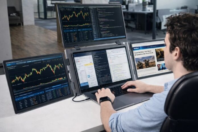    «Змей-Горыныч» 2025 года: метафора гибридной продуктивности, объединяющей людей, технологии и процессы в единую, но сложную систему.