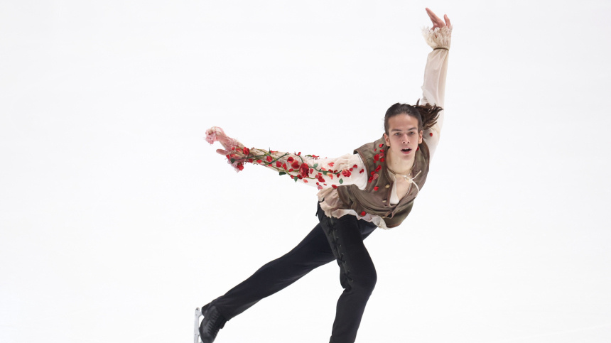    Фото: ИЗВЕСТИЯ/СПОРТ-ЭКСПРЕСС/Дарья Исаева; © РИА Новости/Анастасия Петрова; 5-tv.ru