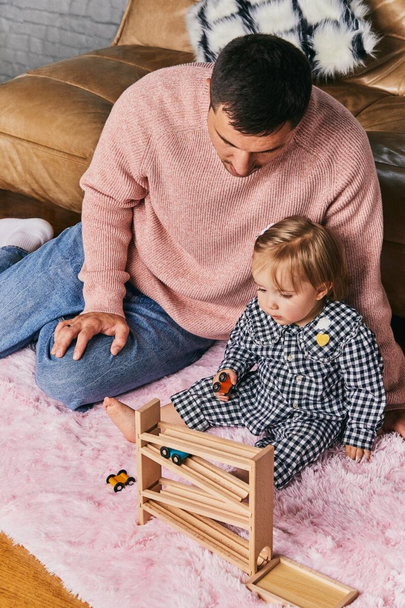 Автотрек для малышей в боксе Авантюрист — наблюдение за движением и скоростью