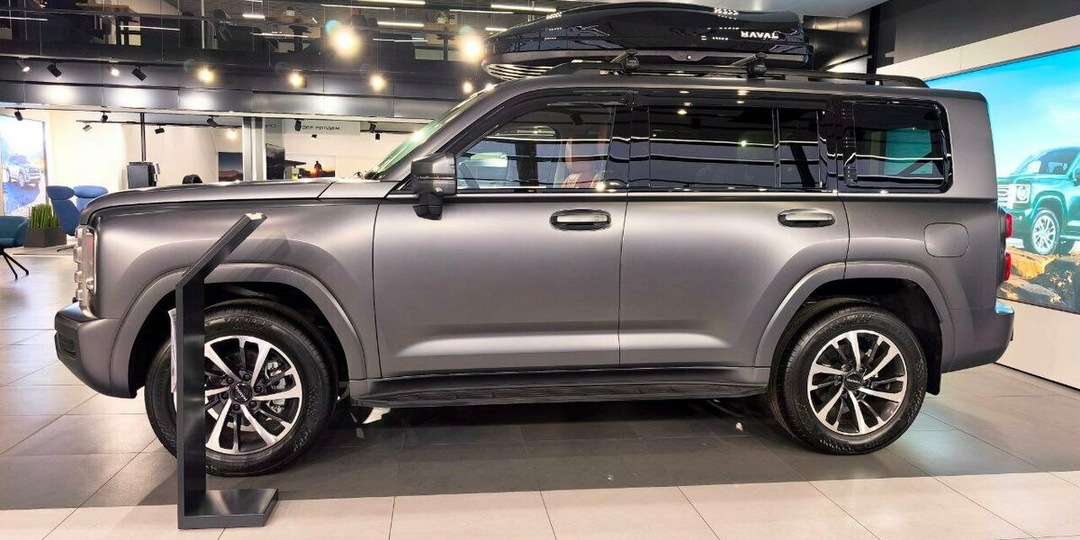 Чугунный мотор, АКПП и 4x4: в России начались продажи обновлённого флагмана от Haval