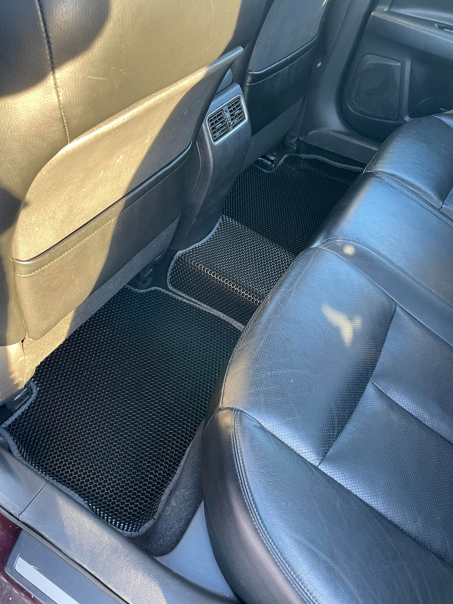 места  задних пассажиров