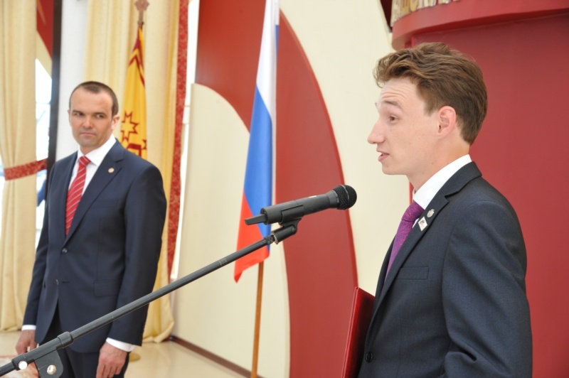 Илья удостоен Государственной молодёжной премии Чувашской Республики (2015)