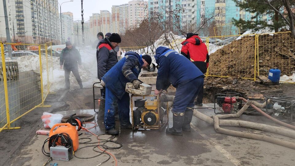     REGIONS / Артем Мишуков