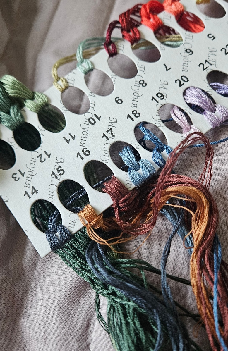 нитки. цвета отличные