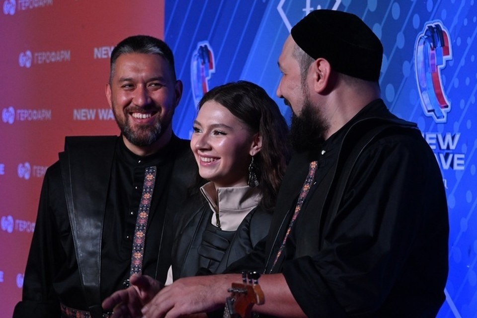    Башкирская группа AY YOLA, прогремевшая на весь мир хитом HOMAY, проведет первый европейский тур Михаил ФРОЛОВ