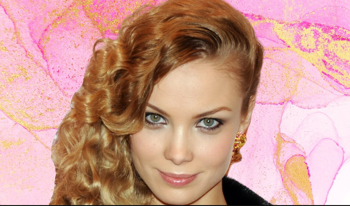 Актриса Татьяна Арнтгольц