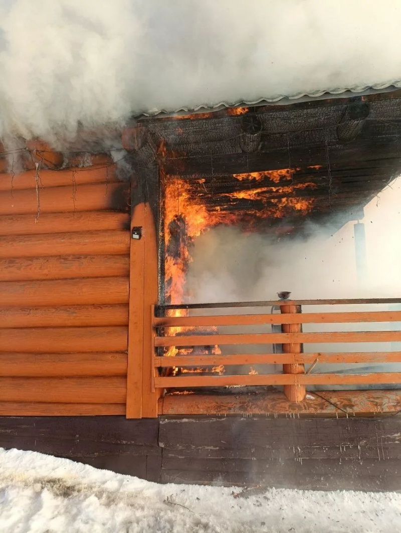    Гостевой дом сгорел в ЛахденпохьеГосударственный комитет Карелии по ОЖ и БН