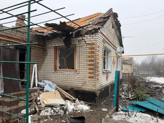 Последствия атаки ВСУ на посёлок Центральный в ЛНР. Фото © MAX /Леонид Пасечник