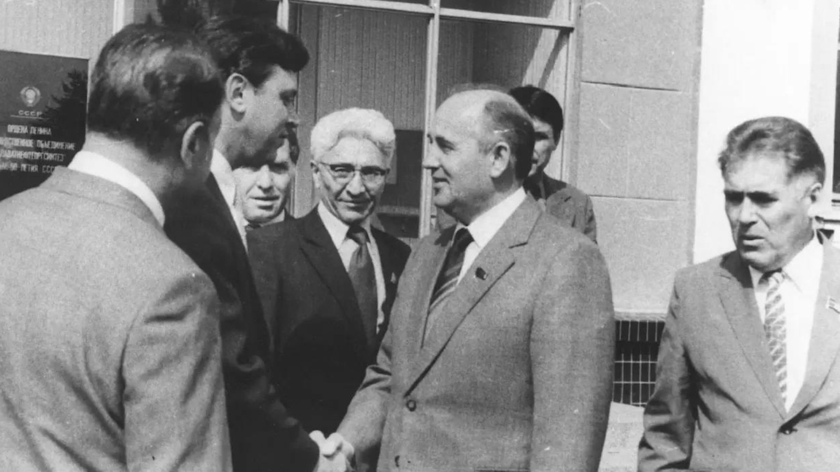    Свое 90-летие отметил выдающийся ученый-химик, изобретатель Валентин Павлычев