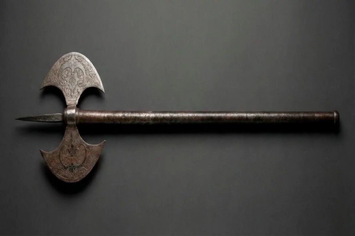    Уникальную коллекцию холодного оружия покажут в Казани