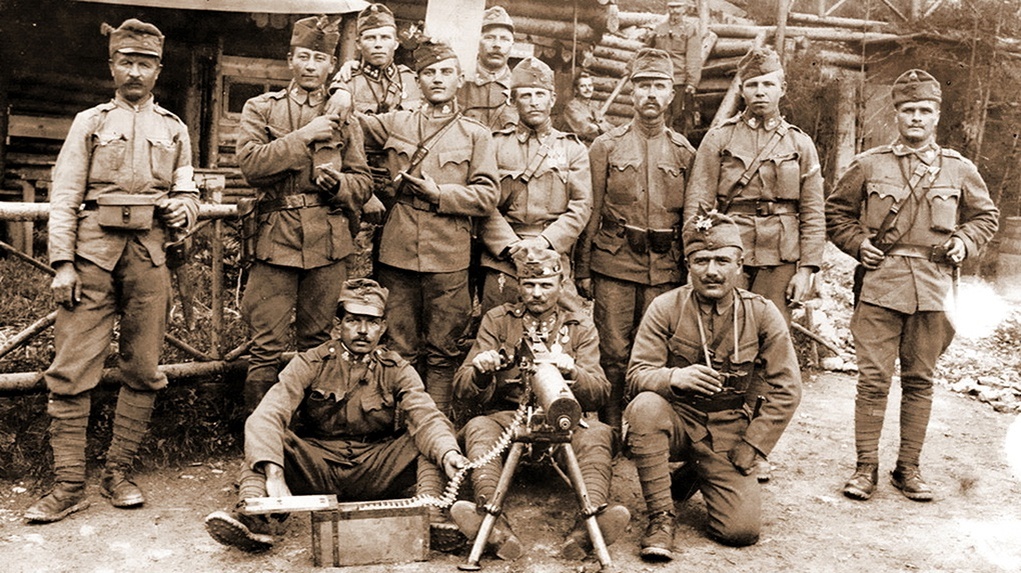 Солдаты Австро-Венгерской армии. © ritkanlathatotortenelem.blog.hu