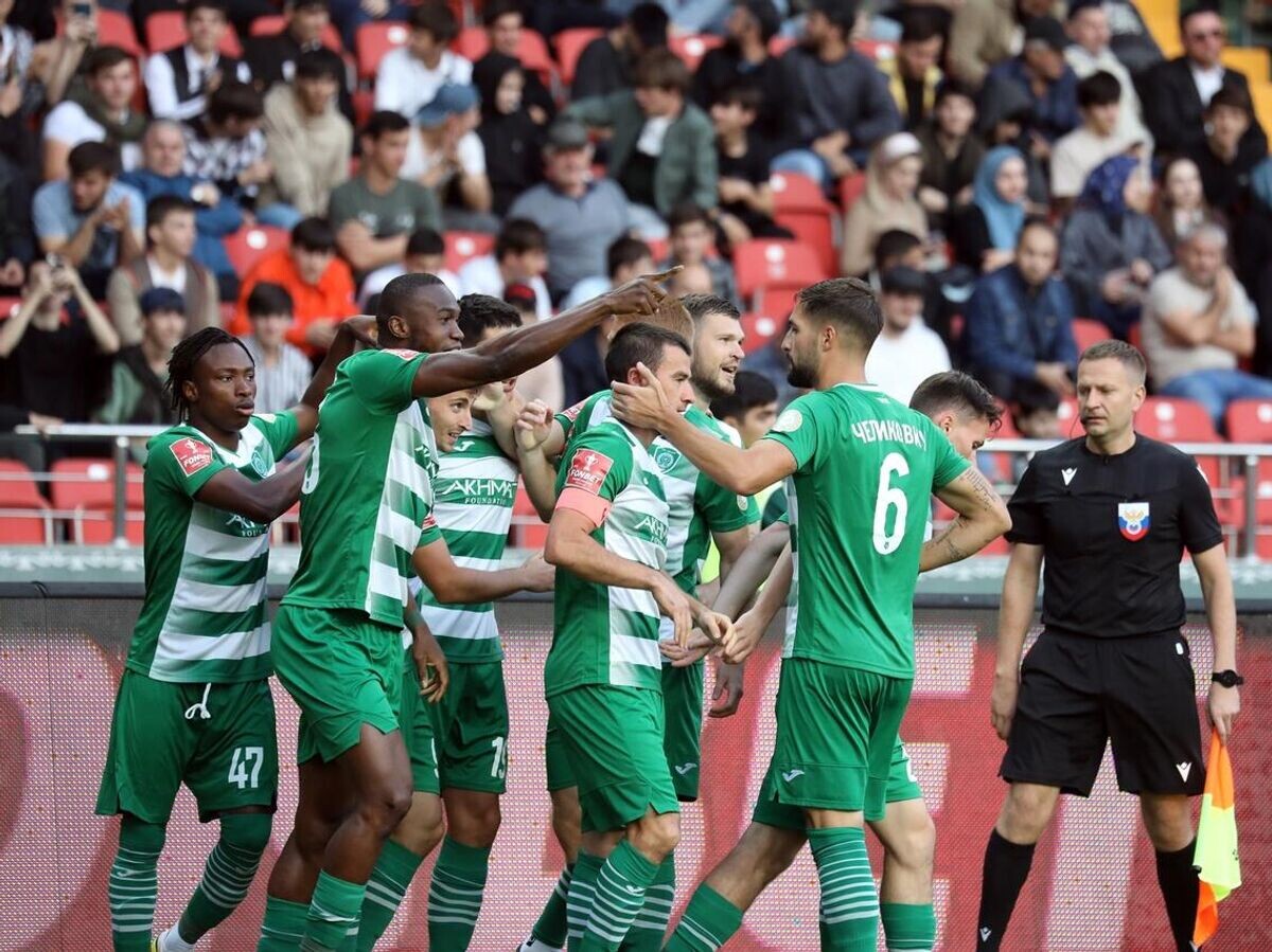    Футболисты клуба "Ахмат" | © Фото : Пресс-служба ФК "Ахмат"