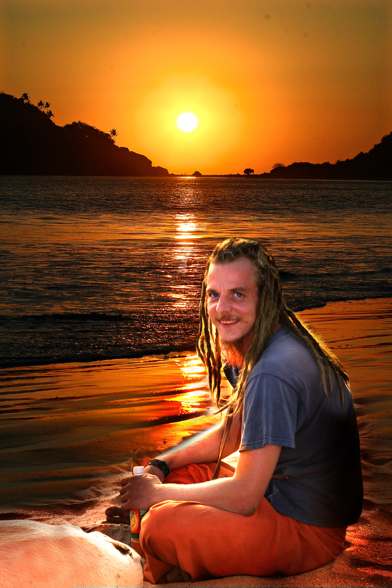 Фото автора. Вечер в ГОА.