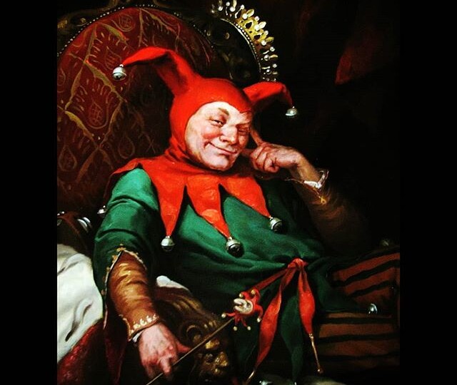 ШУТ ЦАРЯ БЕЛОГО или ИО ГРЯДУЩЕГО?