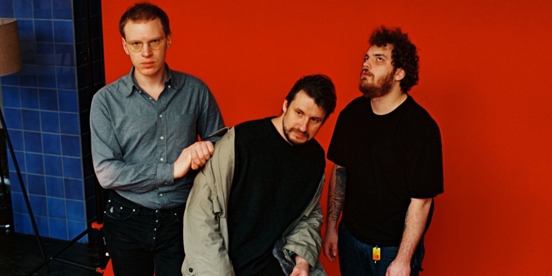 Электросон — «Черно-белый ангел»: Танцы на руинах надежды