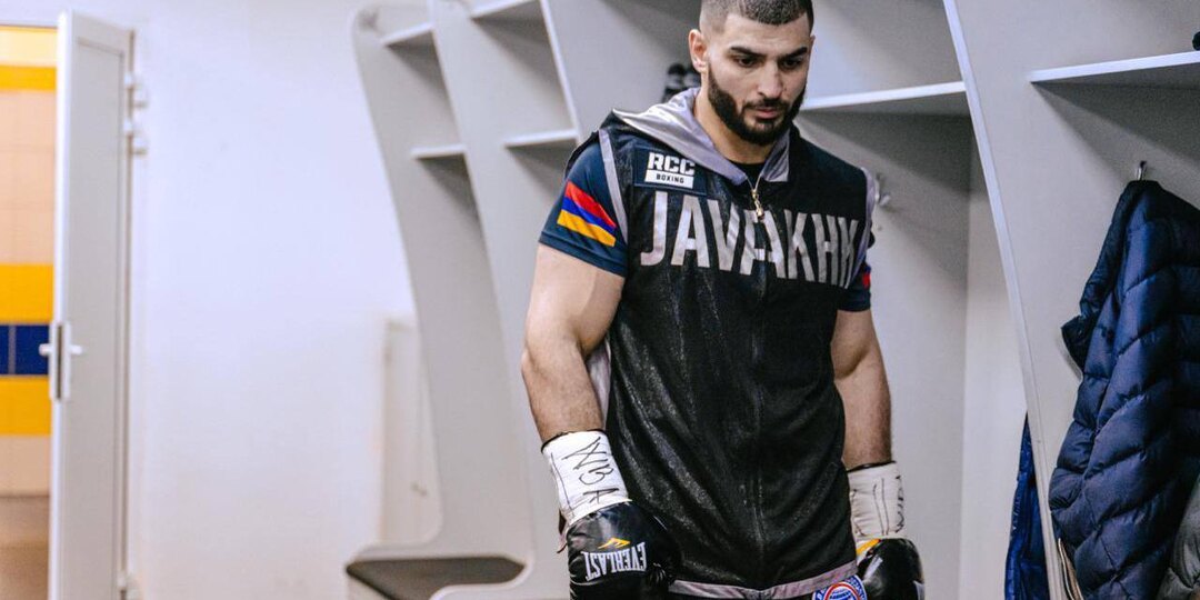 Российский боксер нокаутировал соотечественника в бою за титул WBA