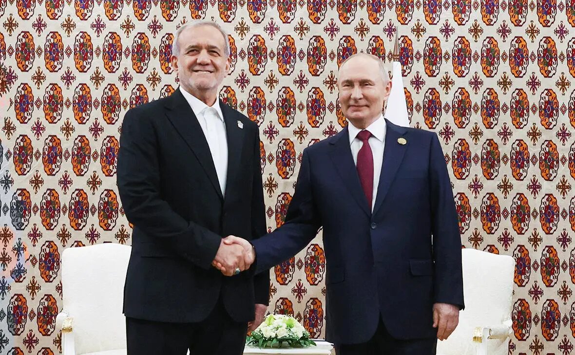    Масуд Пезешкиан и Владимир Путин Фото: Zuma / ТАСС Роман Булатов