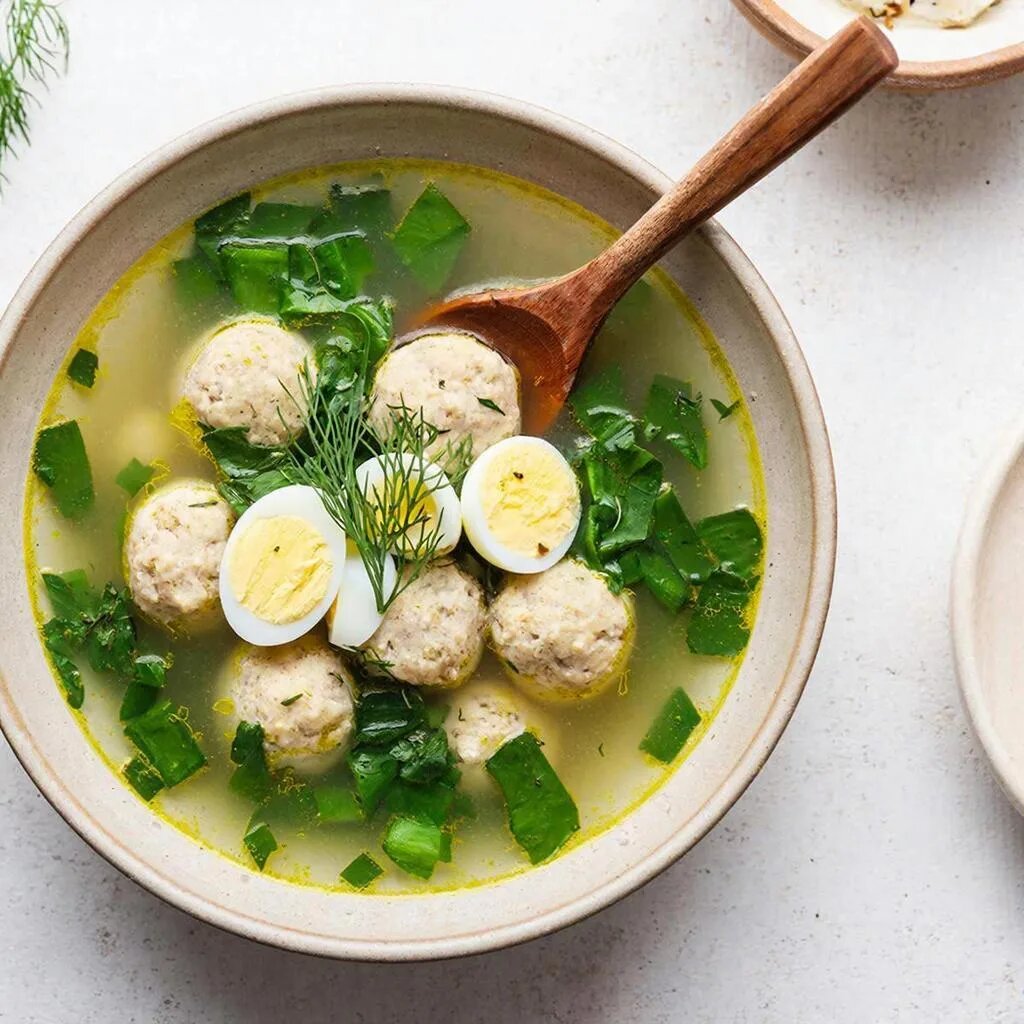 Рецепт щавелевый суп с фрикадельками: Весенний обед для всей семьи.